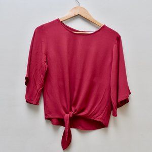 Elodie | NWT red cropped tie front blouse